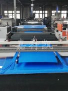 中空闆高速生産線